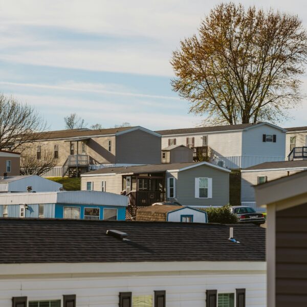 When to Consider a Rent-to-Own Trailer Home Option