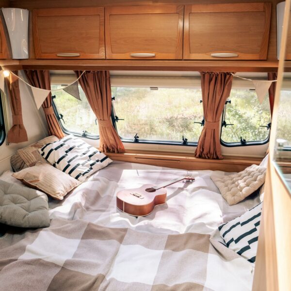 Unlocking Space: Creative Apartment-Trailer Layout Ideas